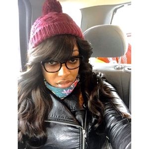 Meet your Posher, Olivia